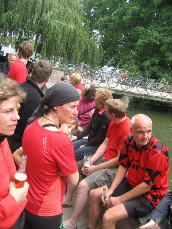 ... zwischen den Rennen ... ... zwischen den Rennen ...